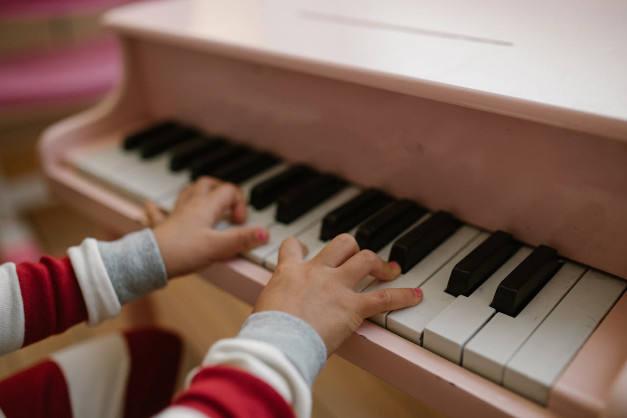 holiday gift guide for musical children